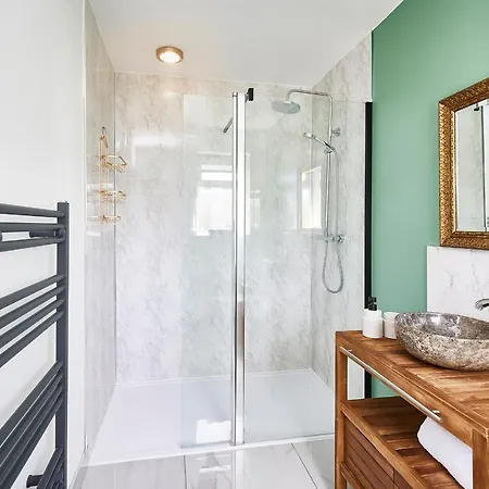 Popular With Families - Cinder Hill 度假居 *