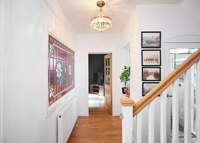 Holiday home Popular With Families - Cinder Hill *