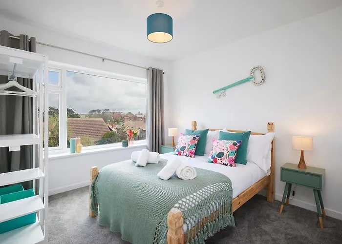 Popular With Families - Cinder Hill Holiday home