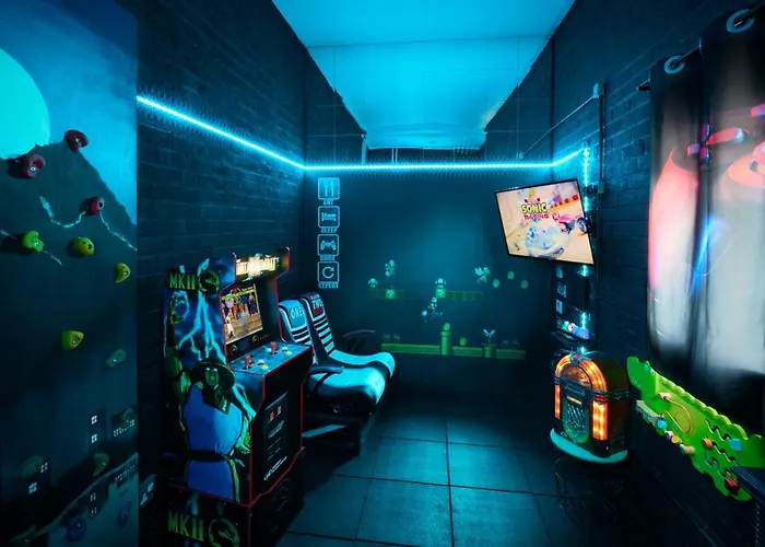 Popular With Families - Cinder Hill *