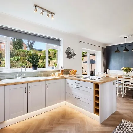 Vakantiehuis Popular With Families - Cinder Hill Whitby