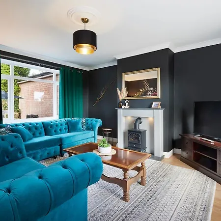 Popular With Families - Cinder Hill בית נופש *